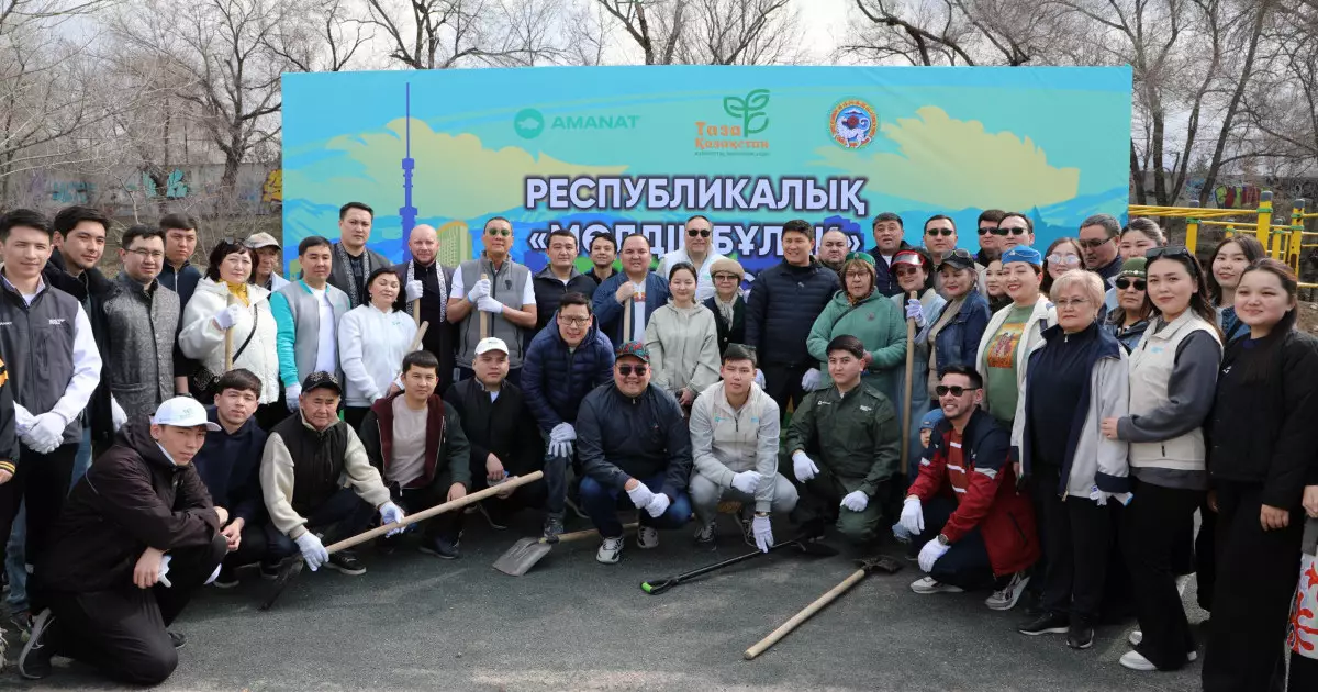  «Жастар Рухының» белсенділері нақты істері арқылы жаңа Конституцияға үн қосуда 