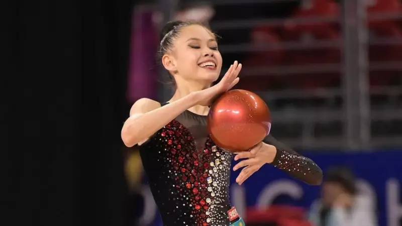 Астаналық гимнасшылар Афины төрінде топ жарды