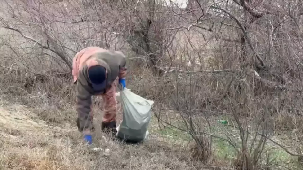 Атырауда 40 тонна қоқыс жиналды