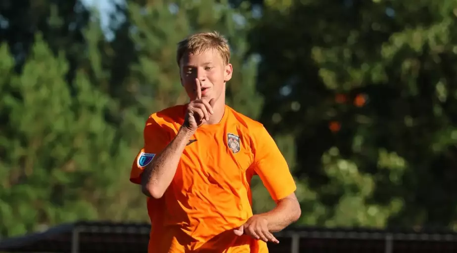 Казахстанец на сборах в "Атлетико". Стали известны подробности