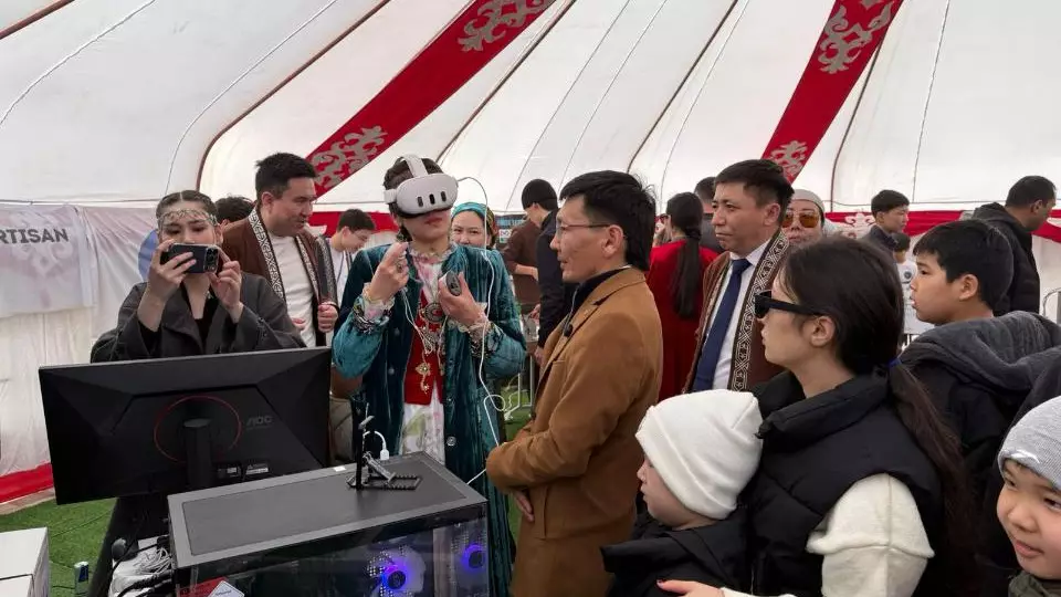 Мангистауские студенты презентовали «умную юрту»