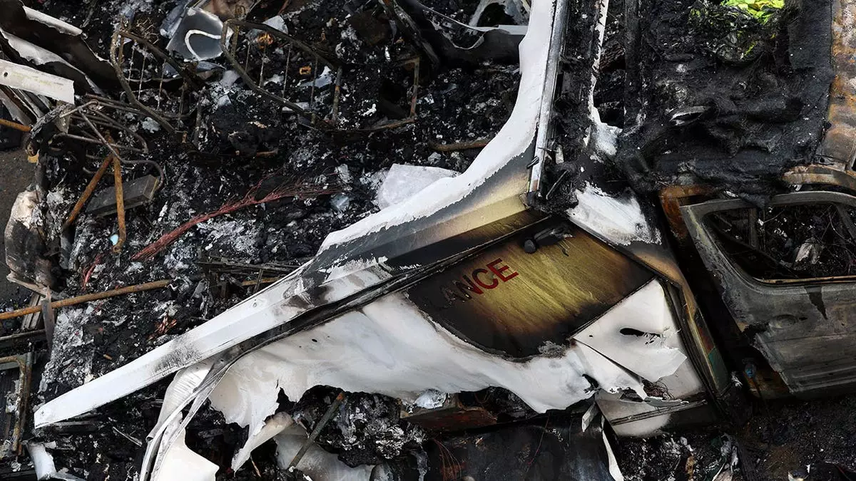 Полиция контртерроризма Великобритании расследует антисемитский поджог, на который претендует группа, связанная с Ираном.