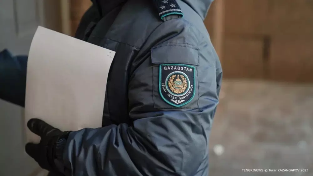 Өскеменде полицейге шабуыл жасады деген күдікке ілінгендер ұсталды