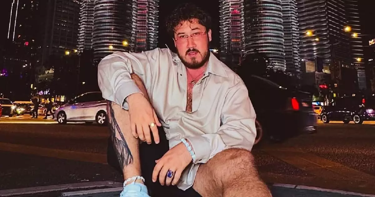   Қазақстанда заңсыз интернет-казиноға қатысы бар блогерге іздеу жарияланды   