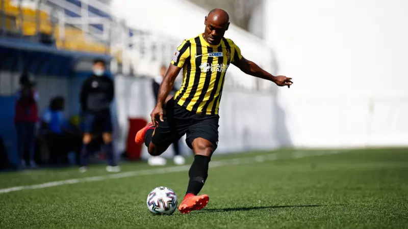 Вагнер Лав кәсіби футболдағы мансабын аяқтады