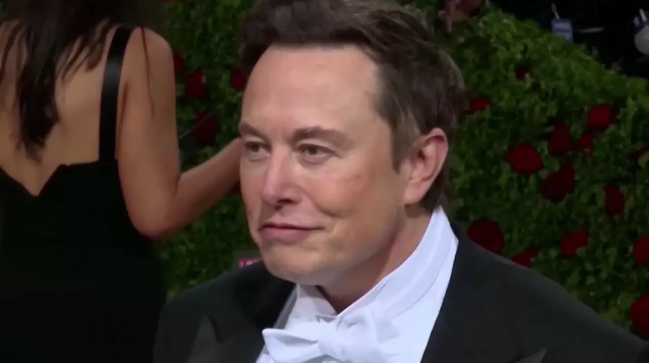 Илон Маск запускает производство микросхем