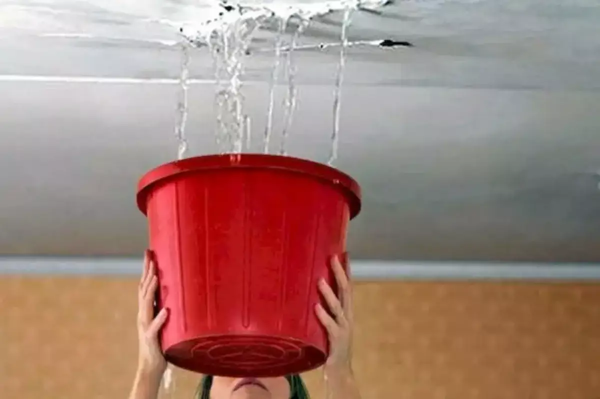 Кто в Казахстане отвечает за ремонт протекающей крыши и платит за затопленные квартиры - новости на Lada.kz 24.03.2026