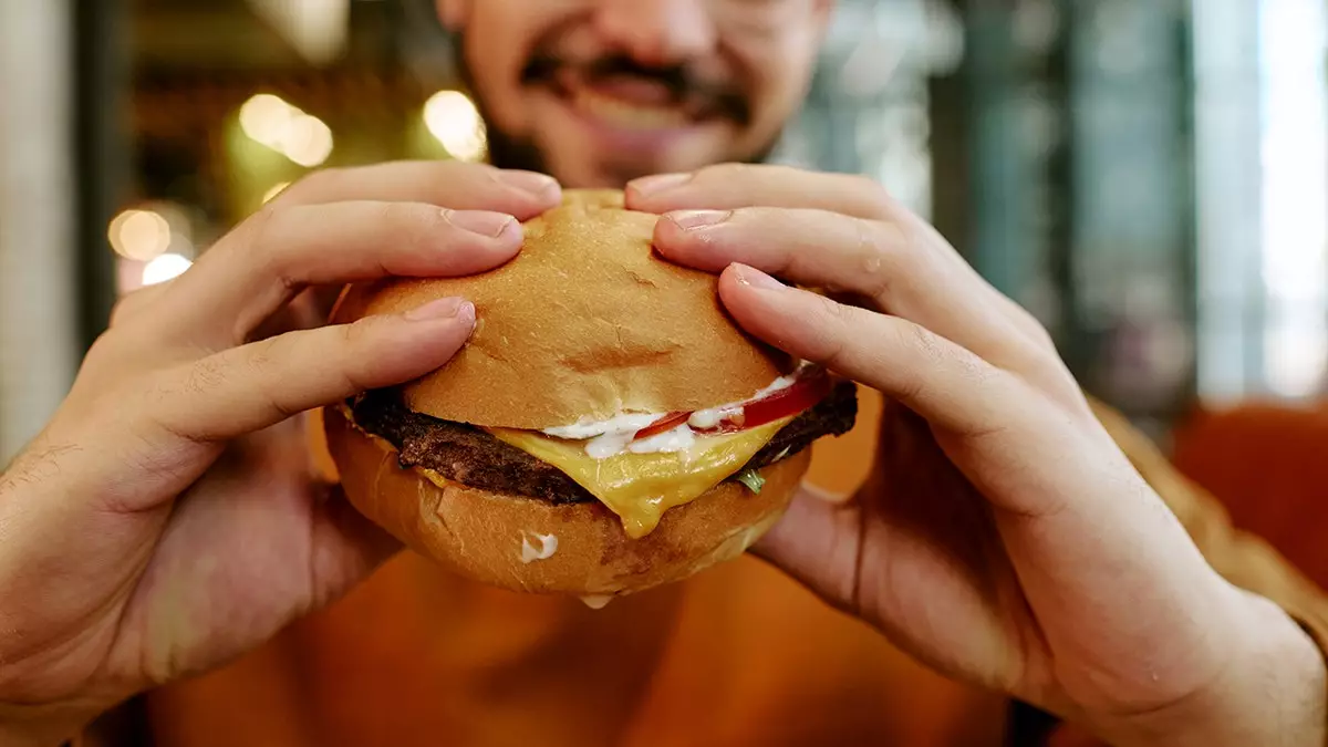 Шокирующий факт о фастфуде: сеть из Техаса превзошла McDonald's и Burger King по соотношению цены и качества.