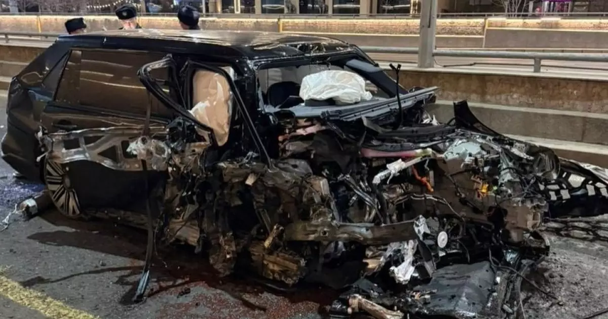  Алматыдағы әл-Фараби даңғылындағы жол апаты: үш адам қаза тапты 