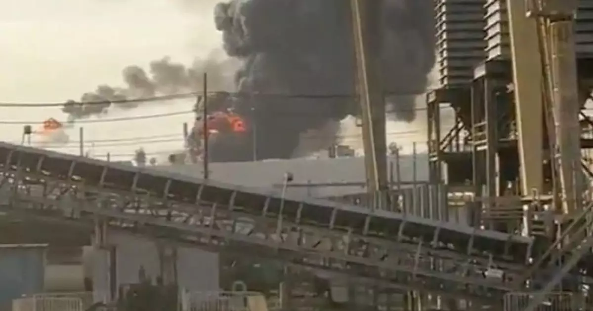  АҚШ-тағы мұнай өңдеу зауытында жарылыс болды 