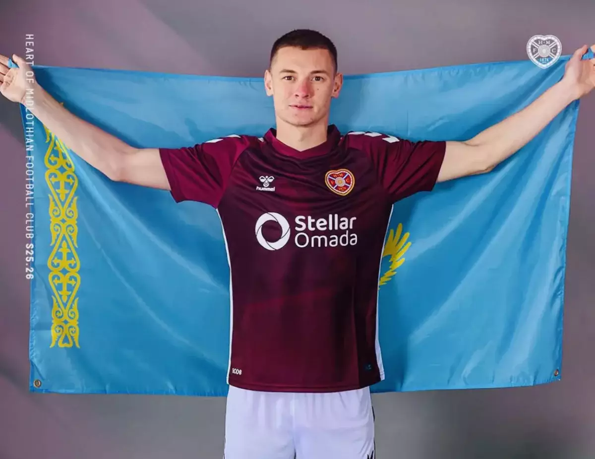 Ислам Чесноков пен “Хартстың” жорығы – Қазақстандық Ұлы Британияда тарих жазуға жақын