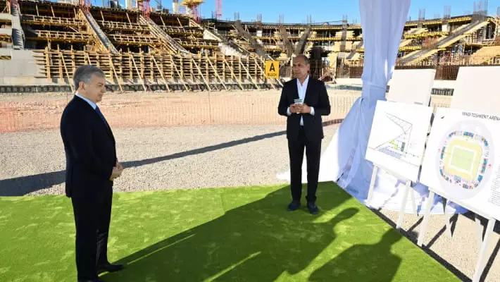Мирзиёев оценил ход строительства крупнейшей спортивной арены в Узбекистане