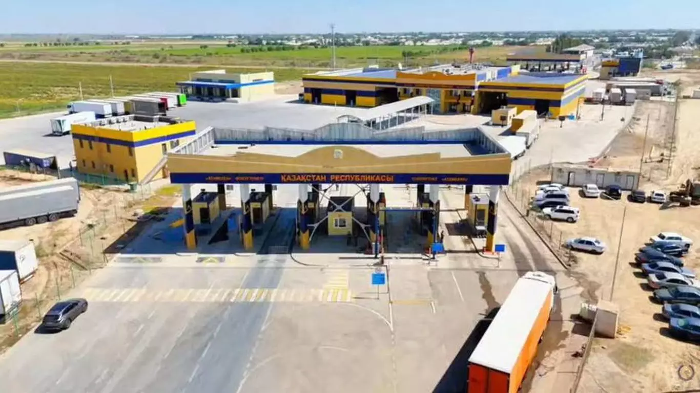 Пересечение границы с Казахстаном через таможенный пост "Сырдарья" восстановлено.