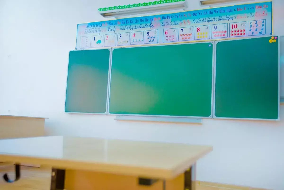 Родители против учителя в Казахстане: когда жалоба приводит к проверке