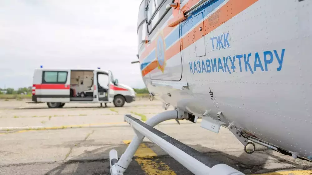 “Отказали в санавиации“: кого и как в Казахстане перевозят в больницу по воздуху