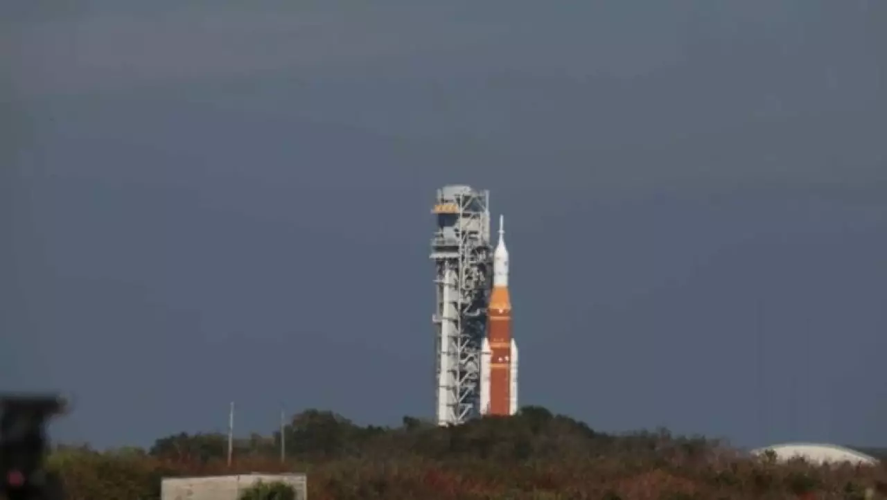 NASA построит обитаемую базу на Луне