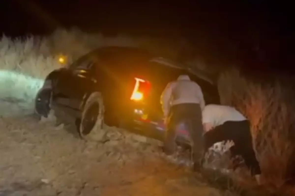 Ночная операция под Атырау: спасены 12 человек