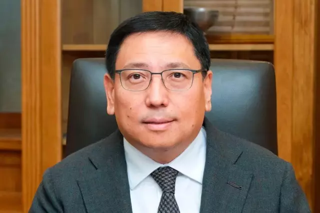 Ерболат Досаев қызметінен босатылды