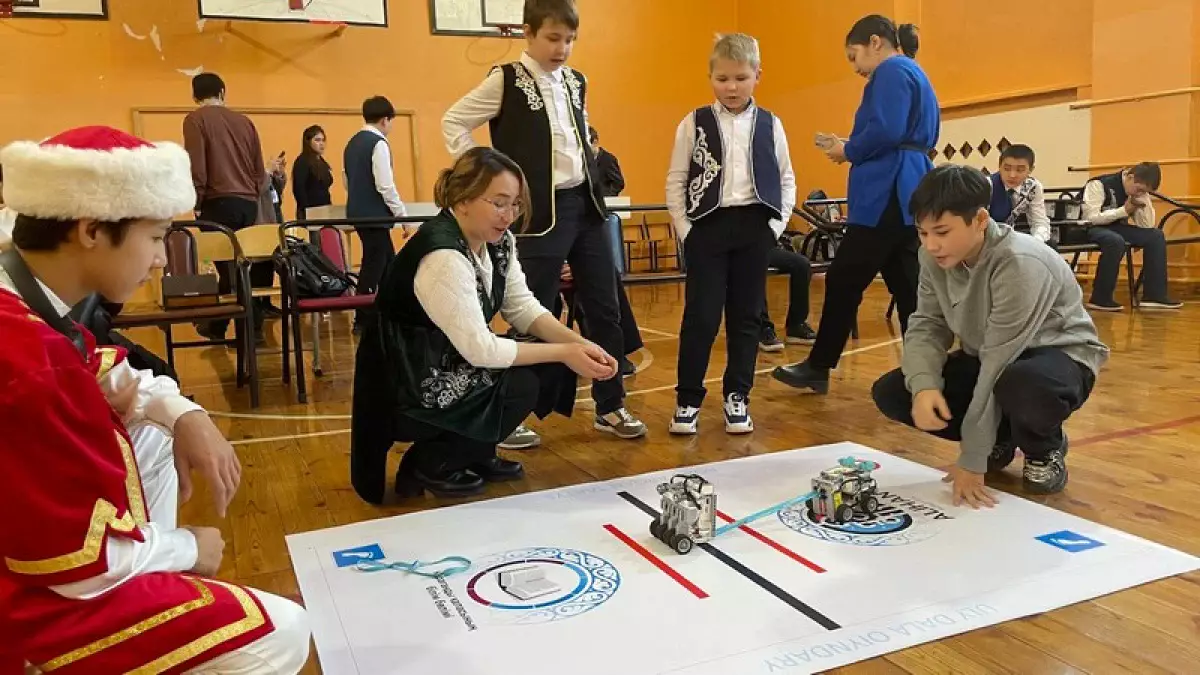 Робот-көкпар және дрондар арқылы бауырсақ жеткізу: цифрлық Наурыз қазақстандықтарды қалай таңғалдырды