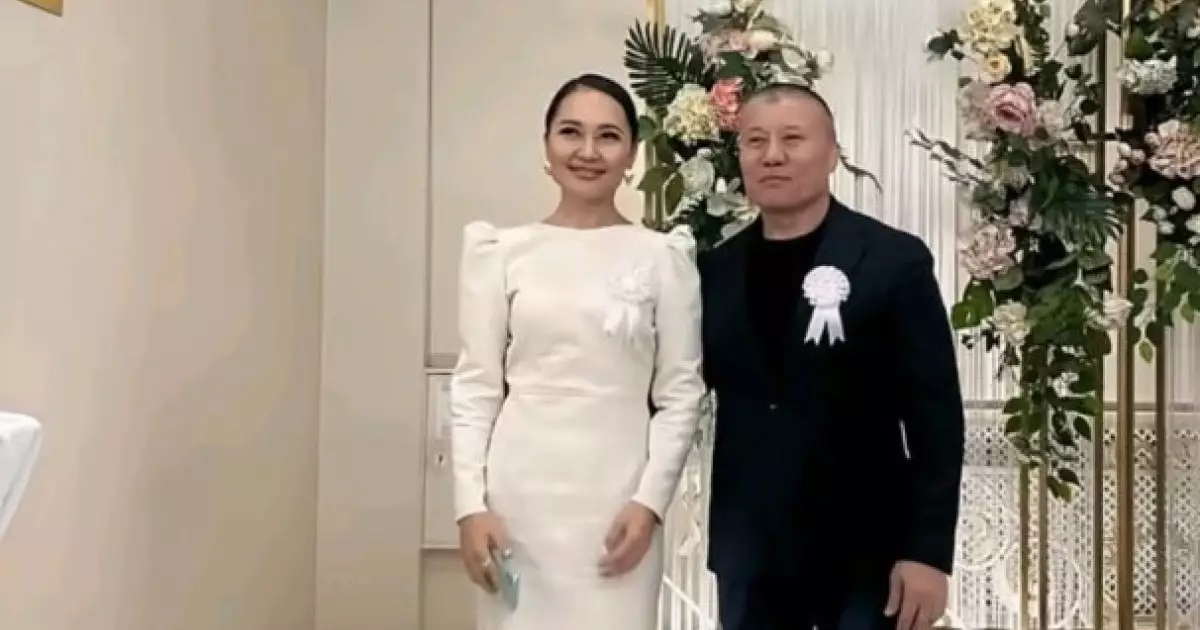  Баян Алагөзованың экс-күйеуі қайта үйленген бе? 