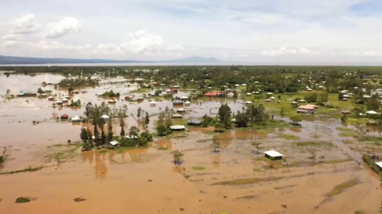 Число жертв наводнений в Кении возросло до 88