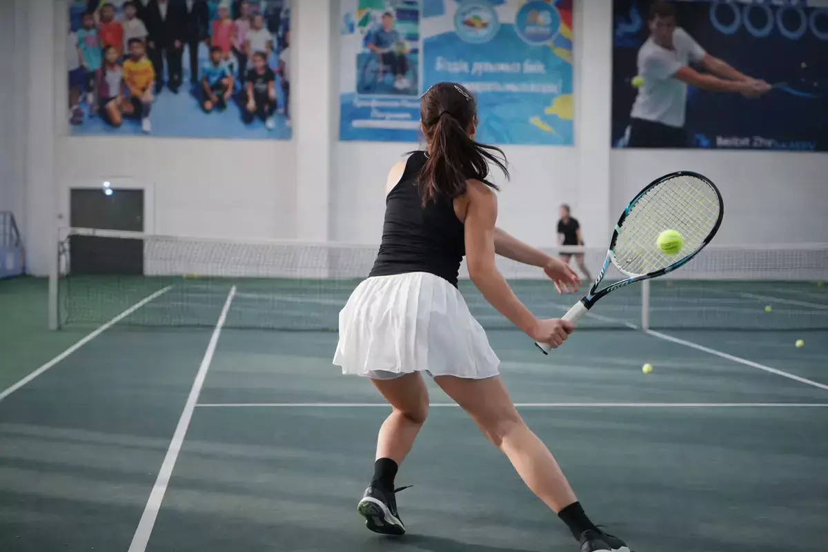 Теннисный центр в Актау: как тренируют будущих чемпионов - новости на Lada.kz 25.03.2026