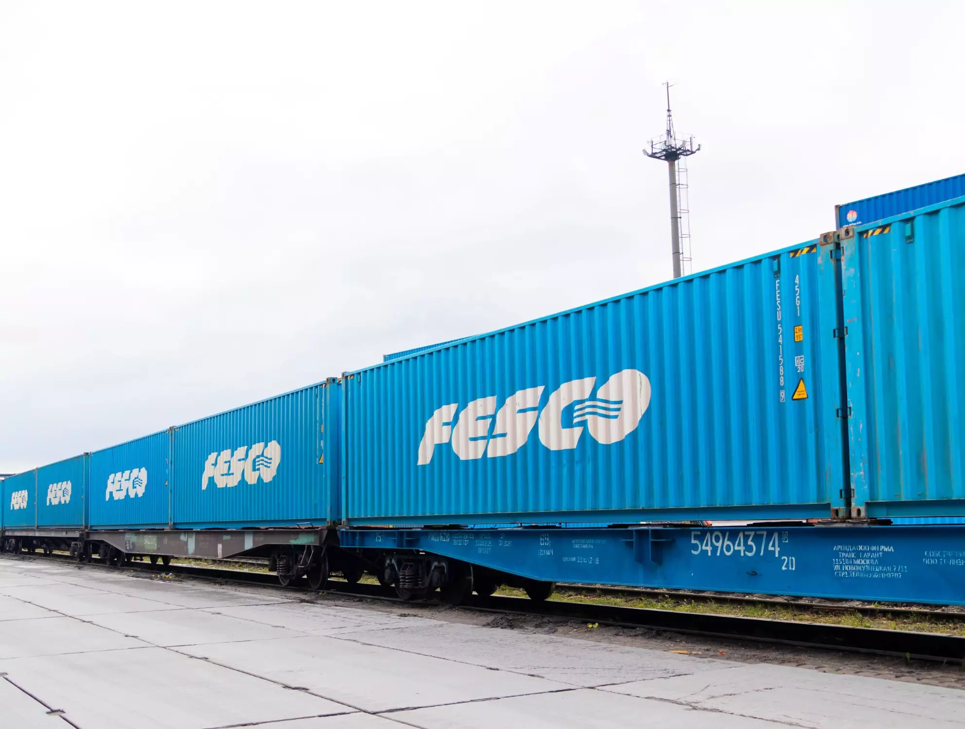 FESCO доставила первую партию вьетнамских автомобилей в Казахстан через Владивосток