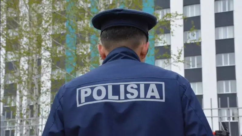 Шақыртуға барған полицияға шабуыл жасалды