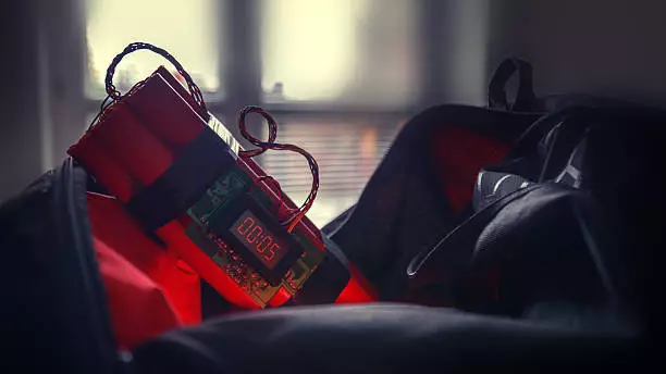 «Просто обнял террориста» — мужчина предотвратил взрыв в британской больнице