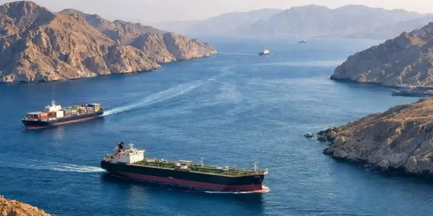 Иран бес елдің кемесіне Ормуз бұғазы арқылы өтуге рұқсат берді