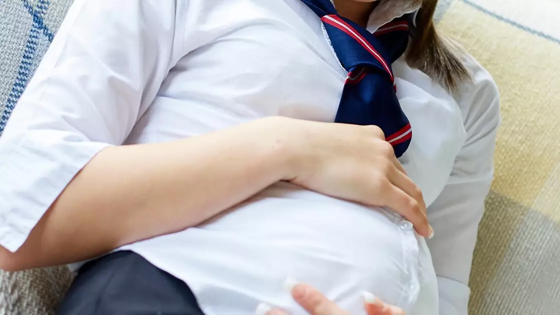 Ақтөбе облысында жүз шақты жасөспірім жүкті болып қалған 