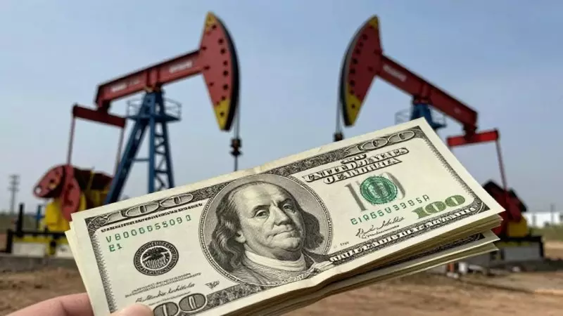 Почему слабеет доллар? Казахстанские аналитики назвали три причины