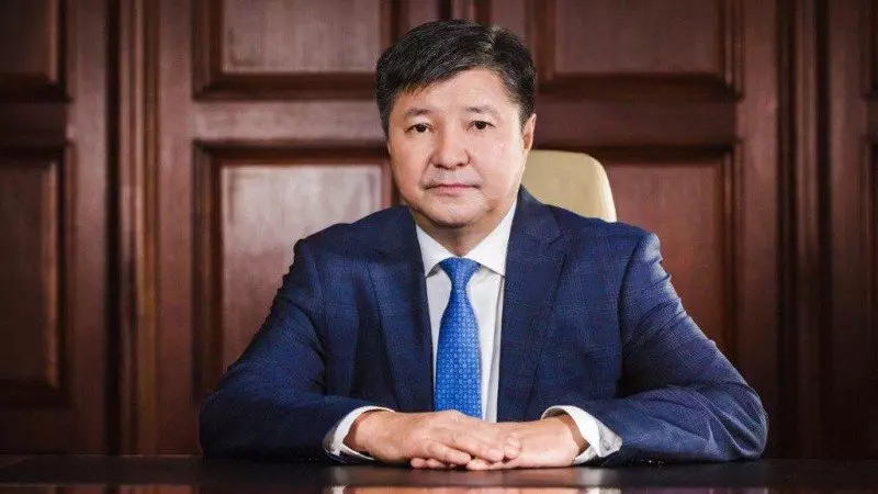 Жакип Асанов предложил журналистам доказывать вину взяточников