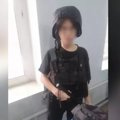 Школьник устроил атаку в российской школе: арбалет, балончик и ракетница