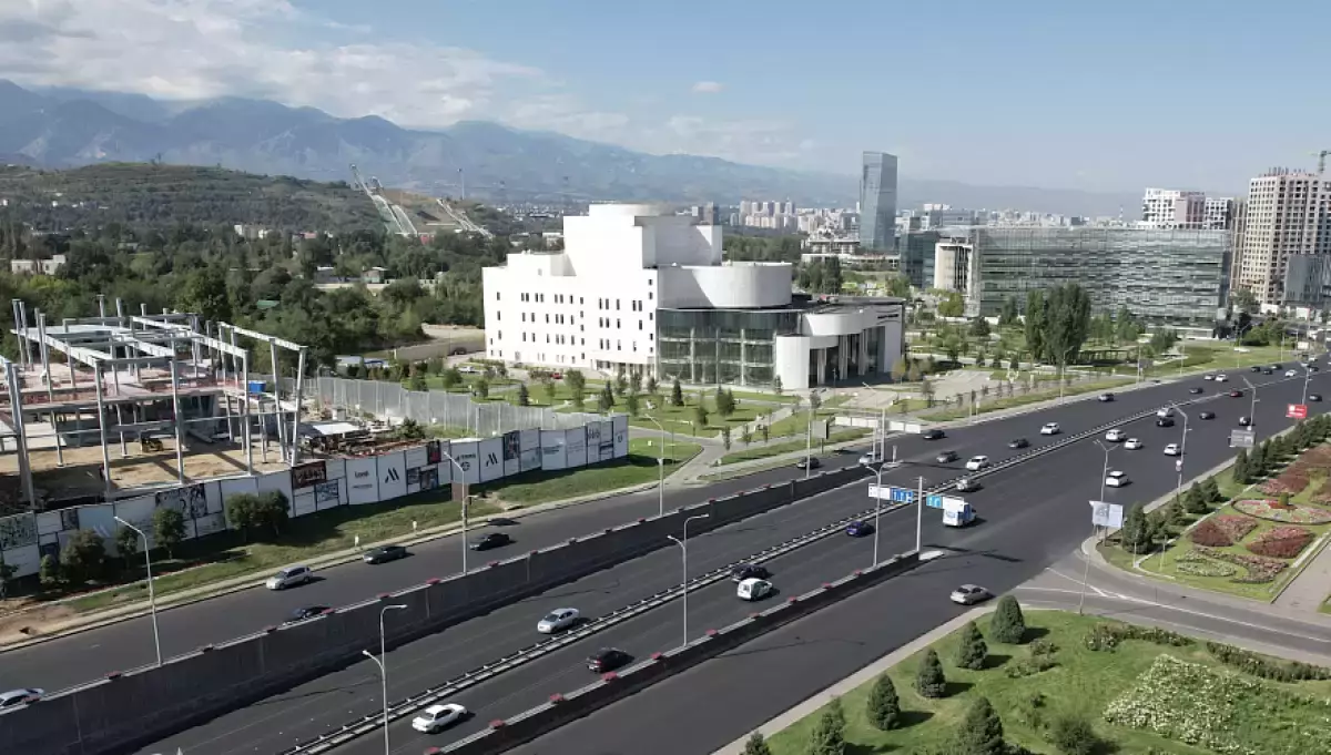 Алматыдағы жол апатына жоғары шенді полицейдің қатысы болуы мүмкін