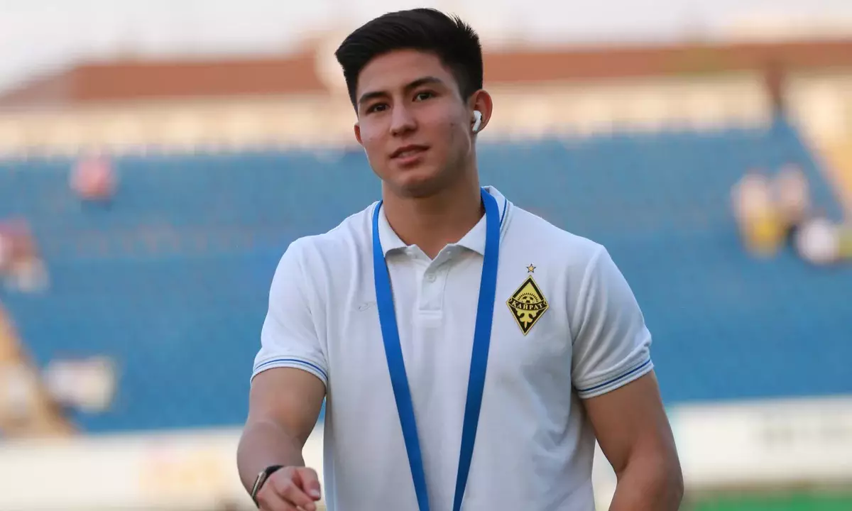 Дастан Сәтпаев тамызда «Челсидың» негізгі құрамымен жаттығу жасайды. Өзін көрсетсе жалға бермей алып қалуы ықтимал