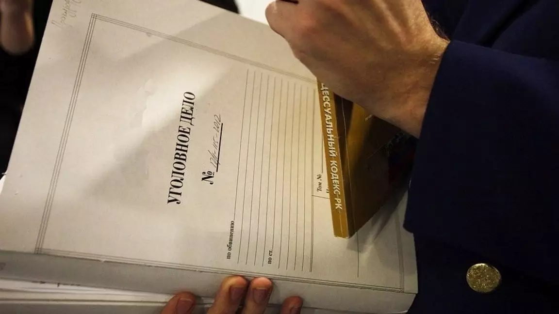 Өскеменде 16 жастағы қызды ауыр жарақаттау ісі: күдікті қамауға алынды