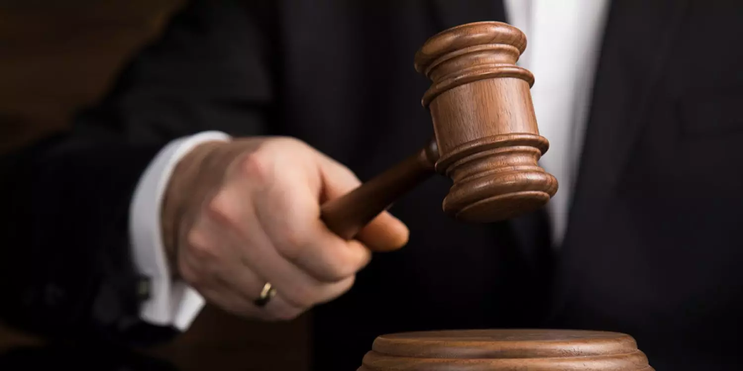 Алматыда мамандандырылған ХҚО-ның бірнеше қызметкері сотталып кетті