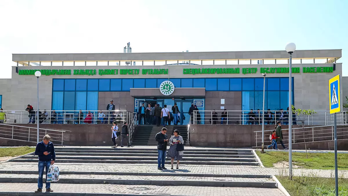 Грузовики по фальшивым документам: в Алматы осудили сотрудников СпецЦОНов