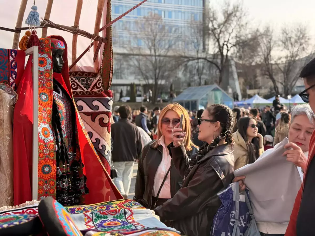 Алматы Наурызды рекордтармен, цифрлық киіз үйлермен және жаңа форматтағы қалалық кеңістіктермен атап өтті