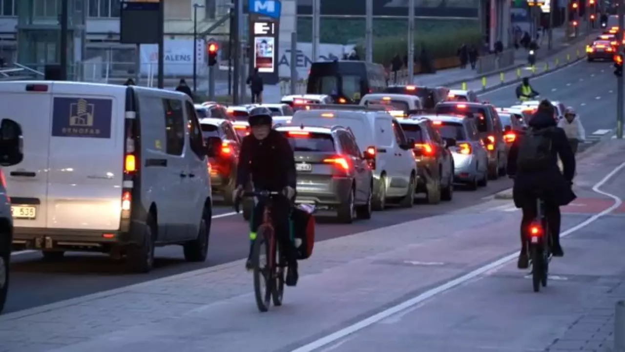 Әлемде жолдағы тәртіп қалай реттеледі?