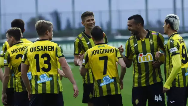 Без Сатпаева и Анарбекова: "Кайрат" назвал состав на матч с "Зенитом" Алипа