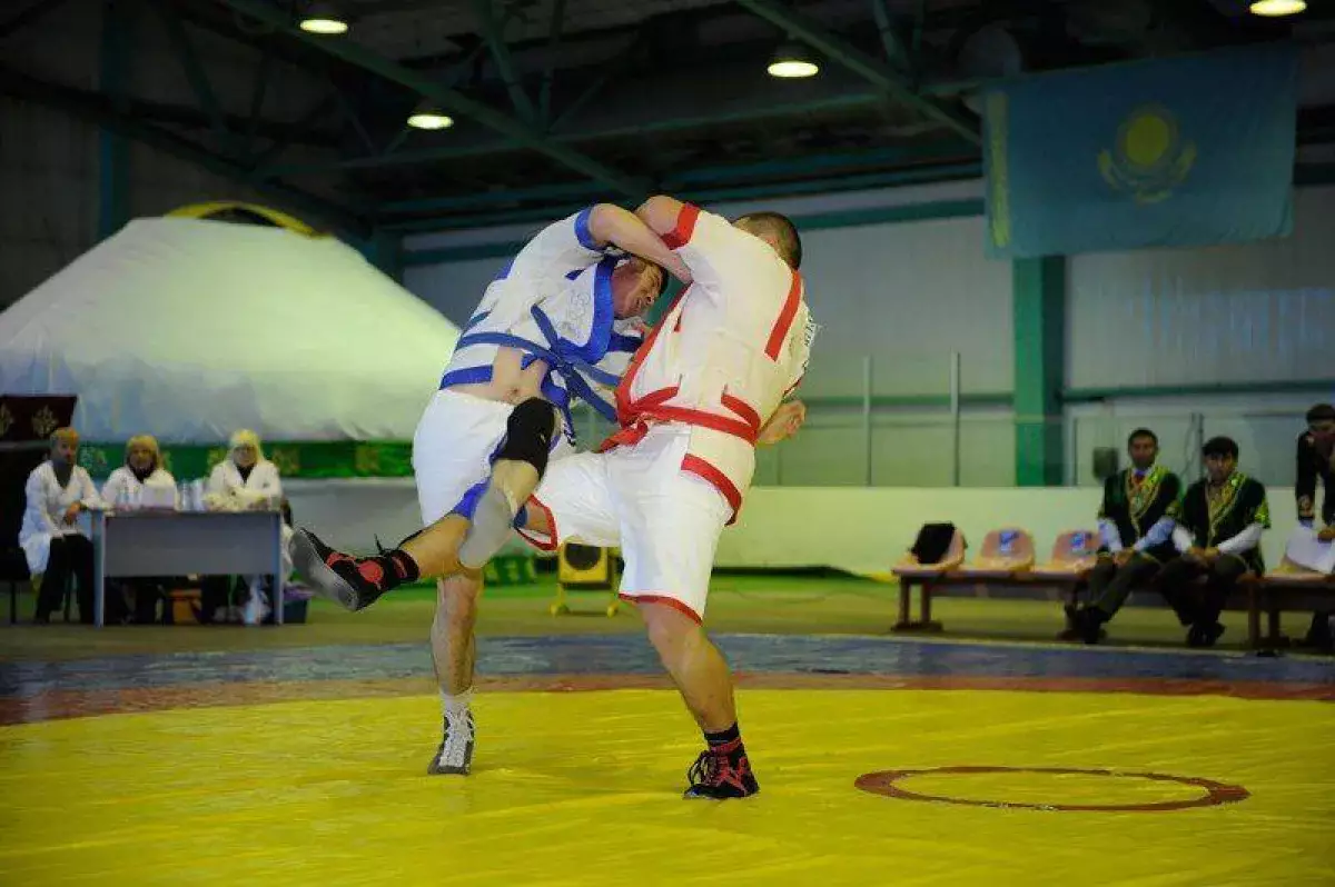 Алматыда күштік құрылымдар арасында қазақ күресі мен самбодан ашық чемпионат өтеді