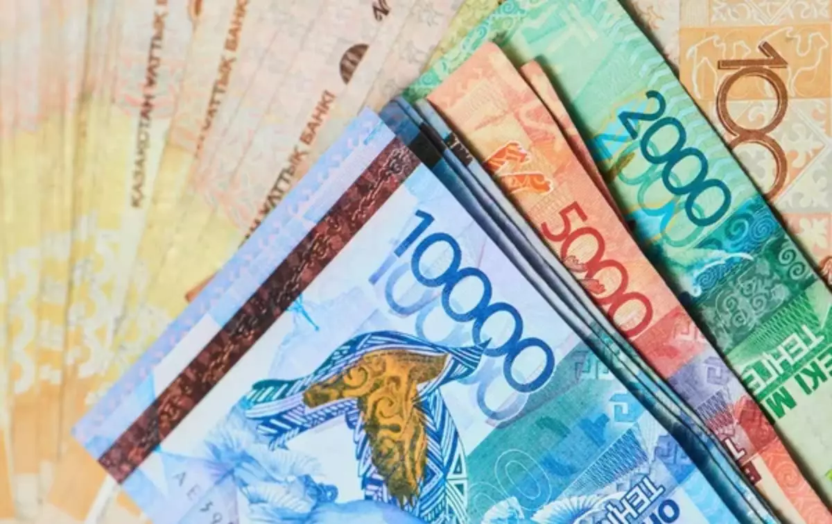 Қазақстанда зейнетақы жинақтарын мерзімінен бұрын шешіп алу шегін көтеру ұсынылды