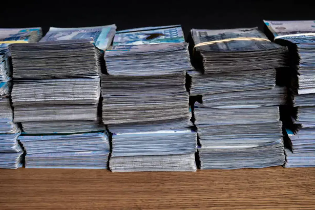 Нацбанк продлил срок обращения старых банкнот - новости на Lada.kz 26.03.2026