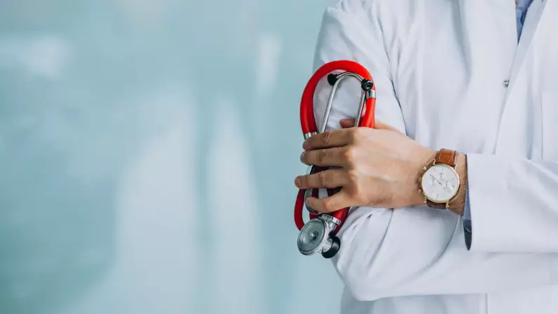 Астанада 13 жасар бала операция үстінде қайтыс болған: Дәрігер амнистияға ілікті