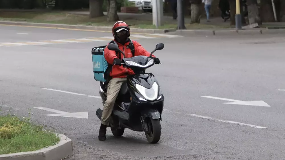 Нужно ли платить налог на мопеды в Казахстане: официальный ответ