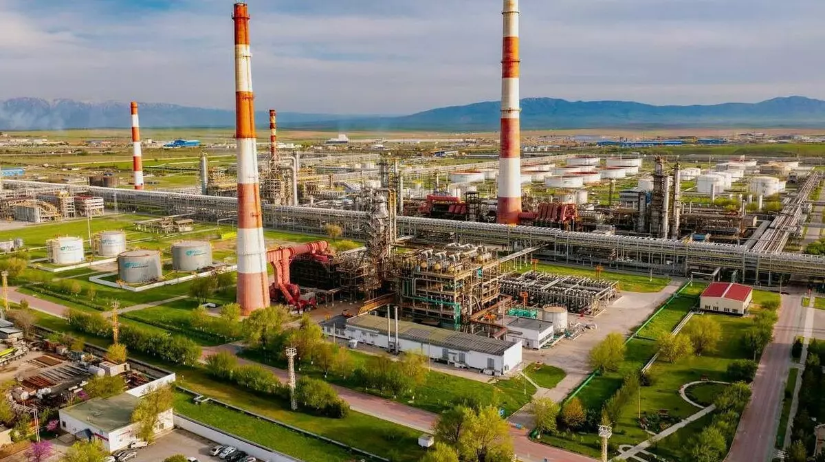 На Шымкентском НПЗ начались планово-предупредительные работы