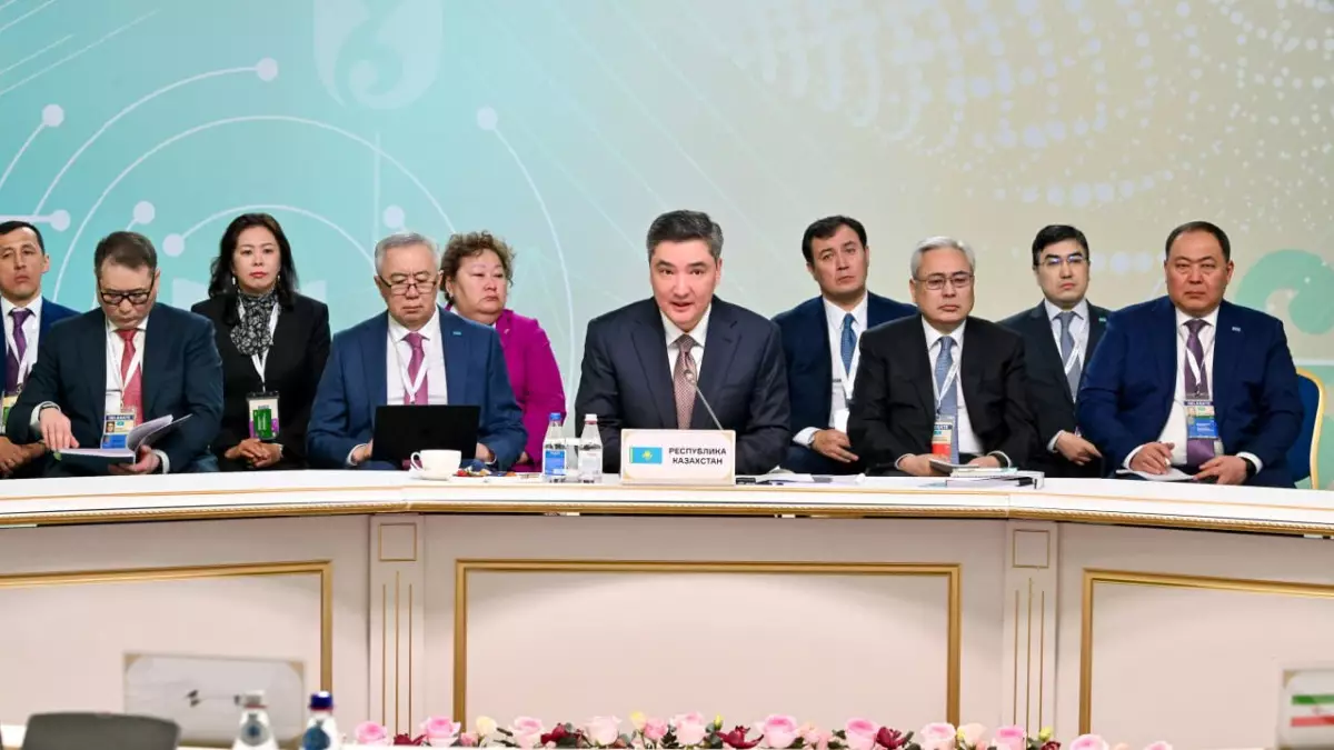 Бектенов предложил создать платформу координации грузопотоков ЕАЭС на базе ИИ