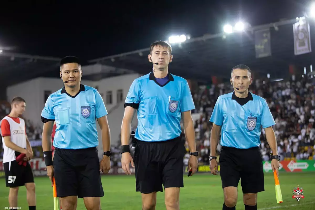 ҚПЛ инспекторы премьер-лигадағы төрешілер туралы: жоғары деңгейде қызмет етуге мүлде дайын емес, бірақ тамыр-таныстың арқасында жүре береді
